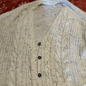 Arizona Jean Company Cream Cable Knit Cardigan